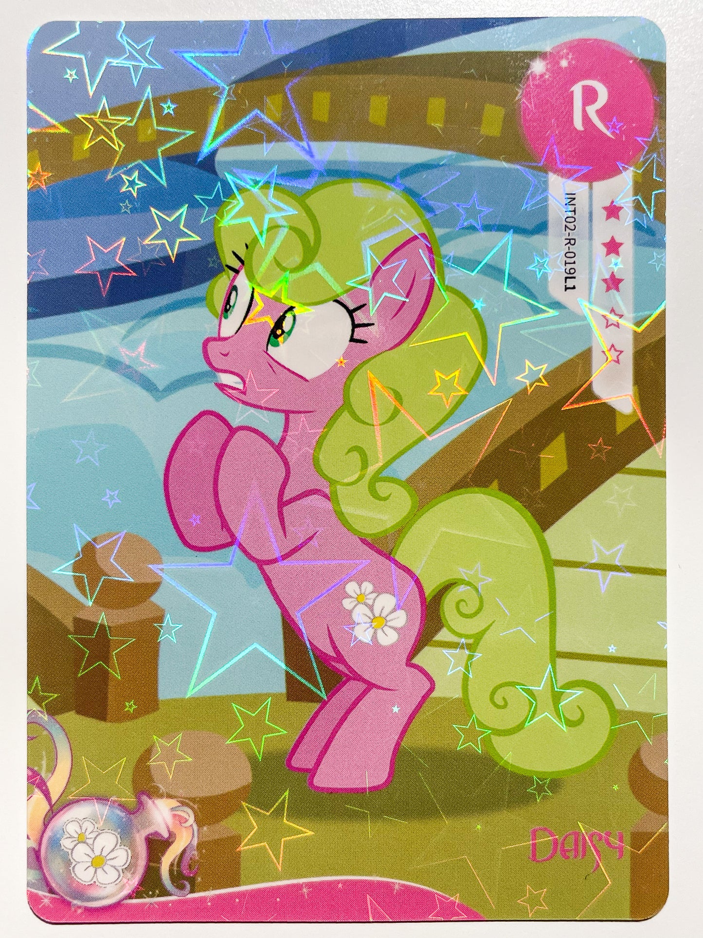 Daisy (R) INT02-R-019 L1