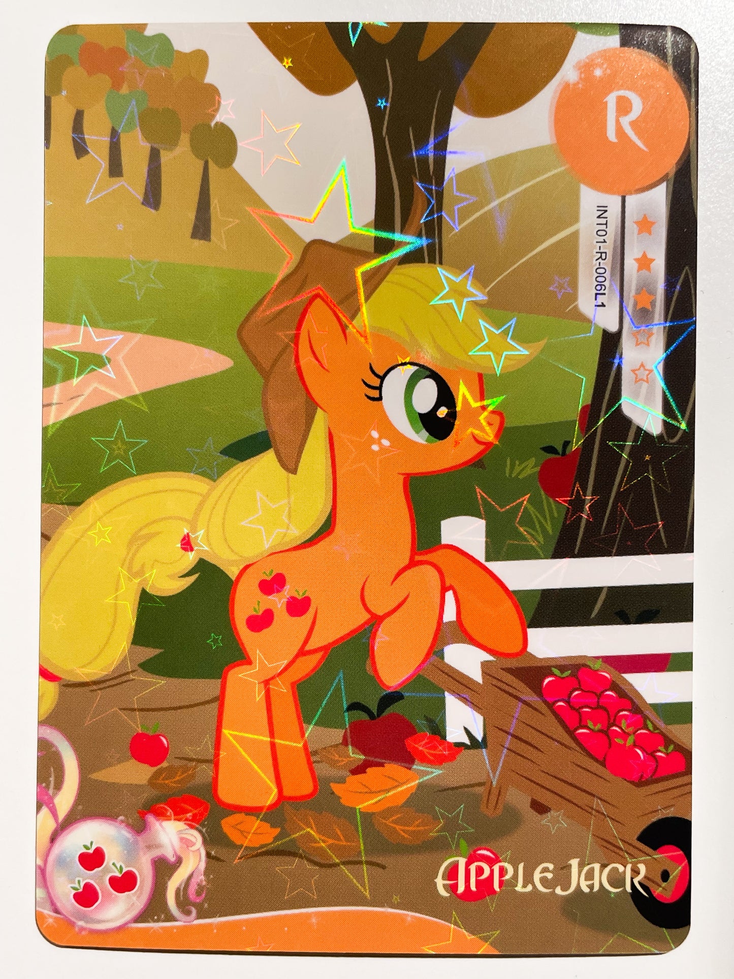 Applejack (R) INT01-R-006 L1